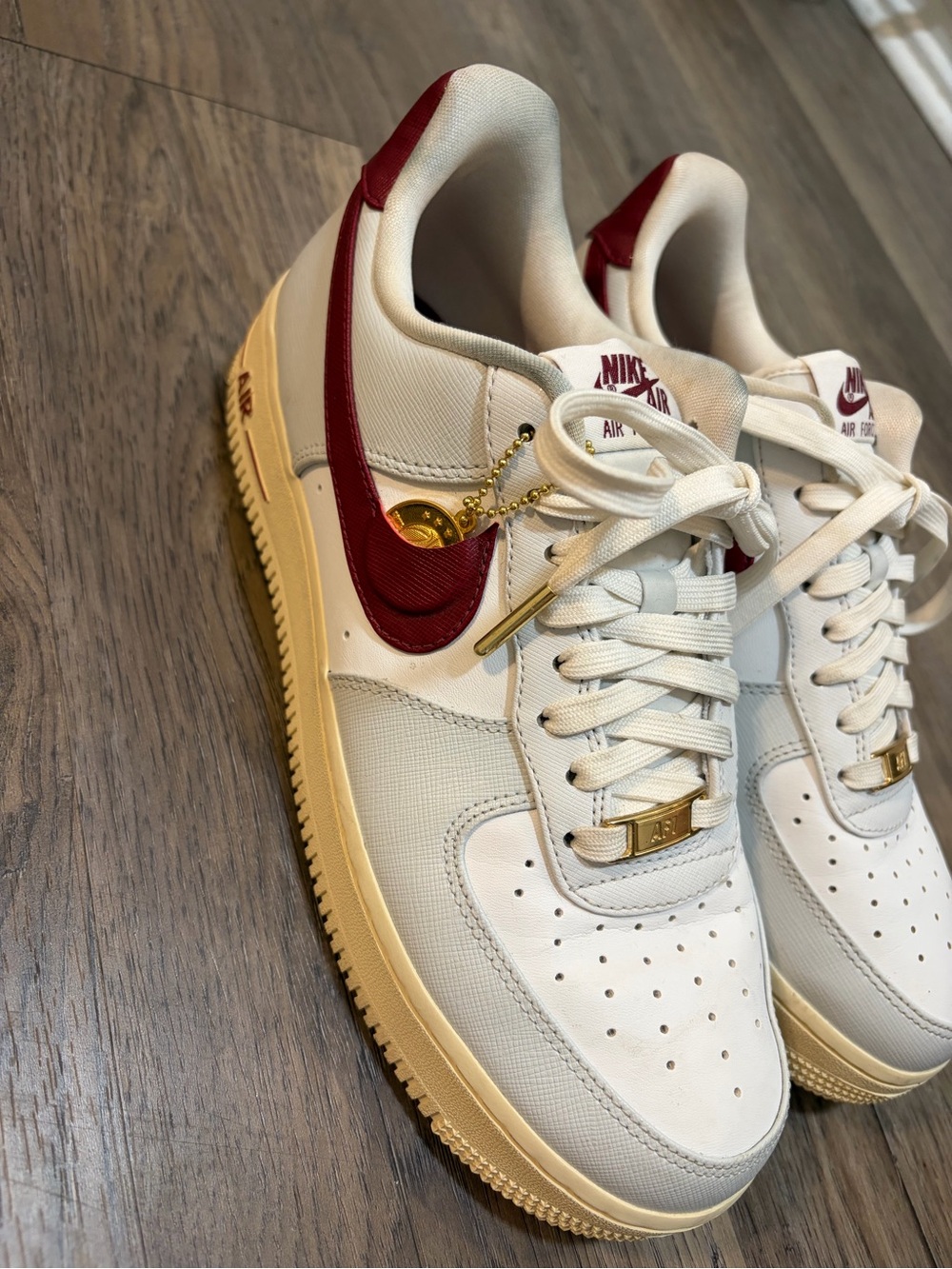 Nike Air Force 1 07 Photon‎ Dust Team Red Gold Charm Sneakers White Low Top AF1